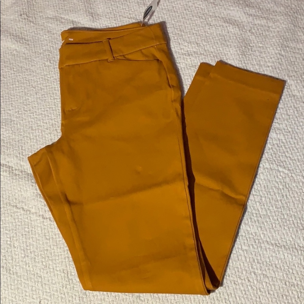 NWT Old Navy Pixie Dress Pant